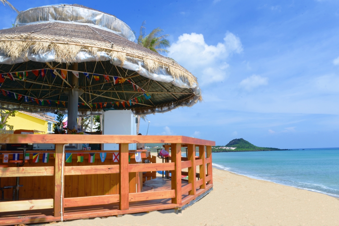 Barbados Bar Taiwan Kenting Cau Beach Resort 巴貝多星屋外觀