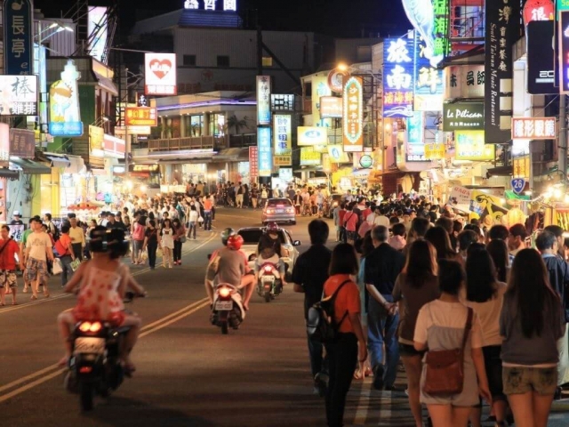けいてぃん 台湾】夏はビーチリゾート・墾丁（ケンティン）へ！高雄からの